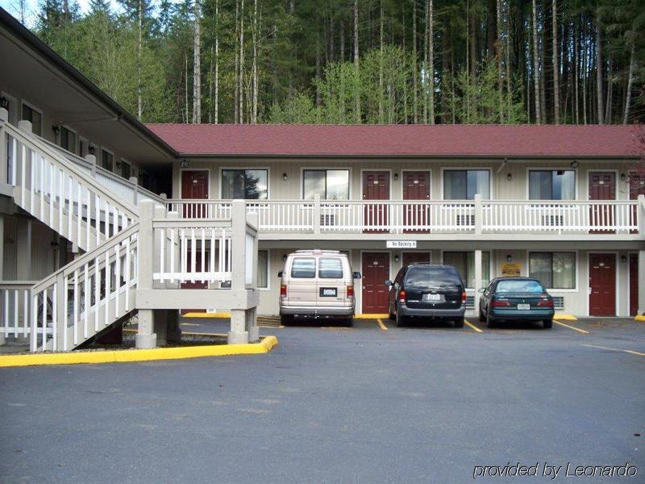 Belfair Motel Exterior photo